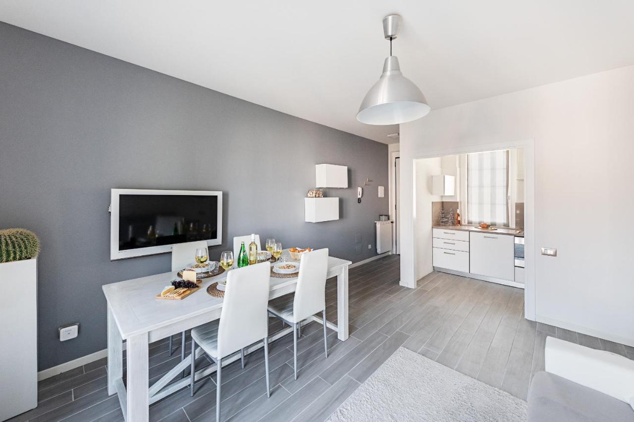 Appartamento Mazzini P1-25 By Wonderful Italy Sirmione Bagian luar foto