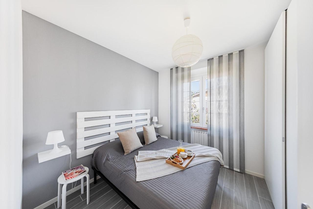 Appartamento Mazzini P1-25 By Wonderful Italy Sirmione Bagian luar foto